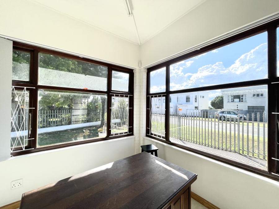 4 Bedroom Property for Sale in Jeffreys Bay Central Eastern Cape